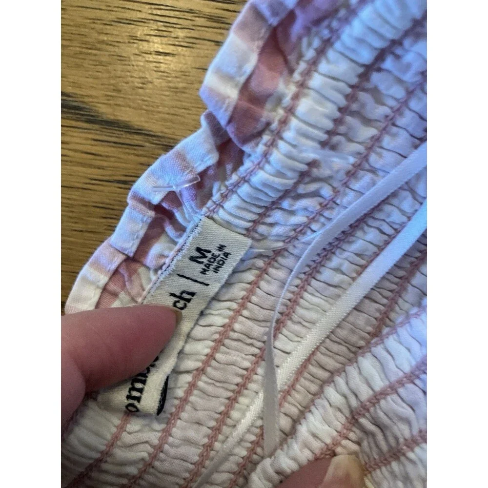 Abercrombie & Fitch y2k cottage